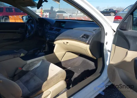 2010 Honda Accord 2.4 Lx-S из США, поврежденный, VIN 1HGCS1B3XAA017504